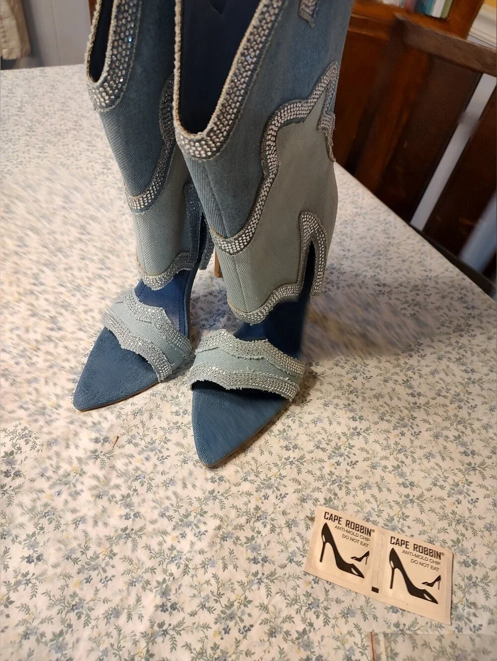 Cape Robbin denim western